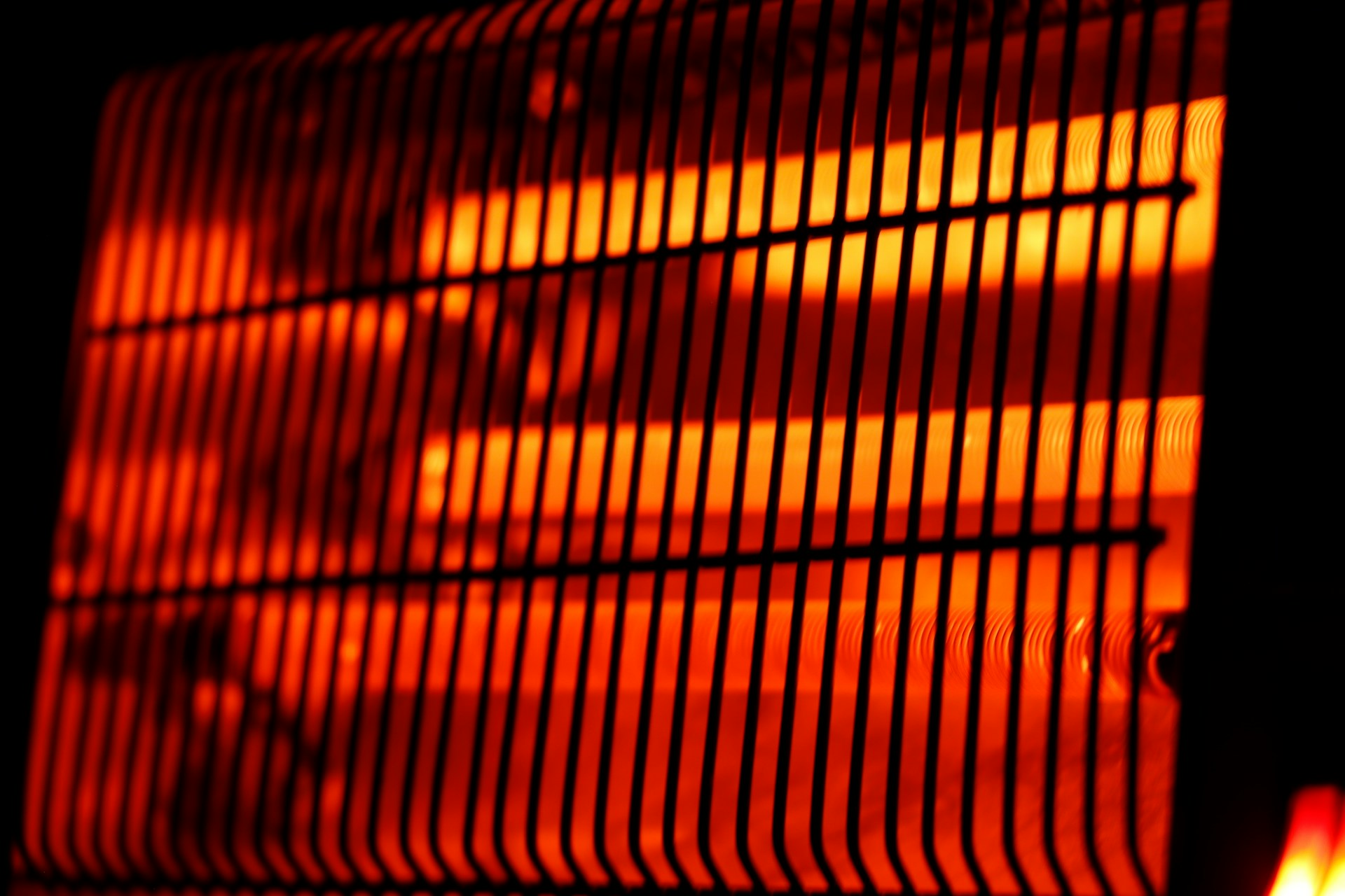 How Much Does It Cost to Run a Space Heater? (Hourly, Daily, Monthly)